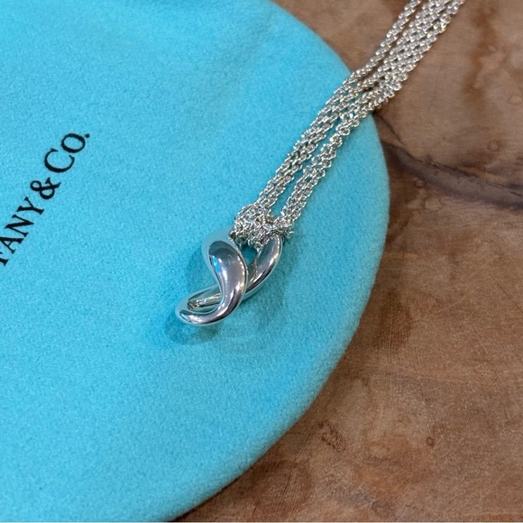 Tiffany’s double infinity pendant necklace - Picture 3 of 7